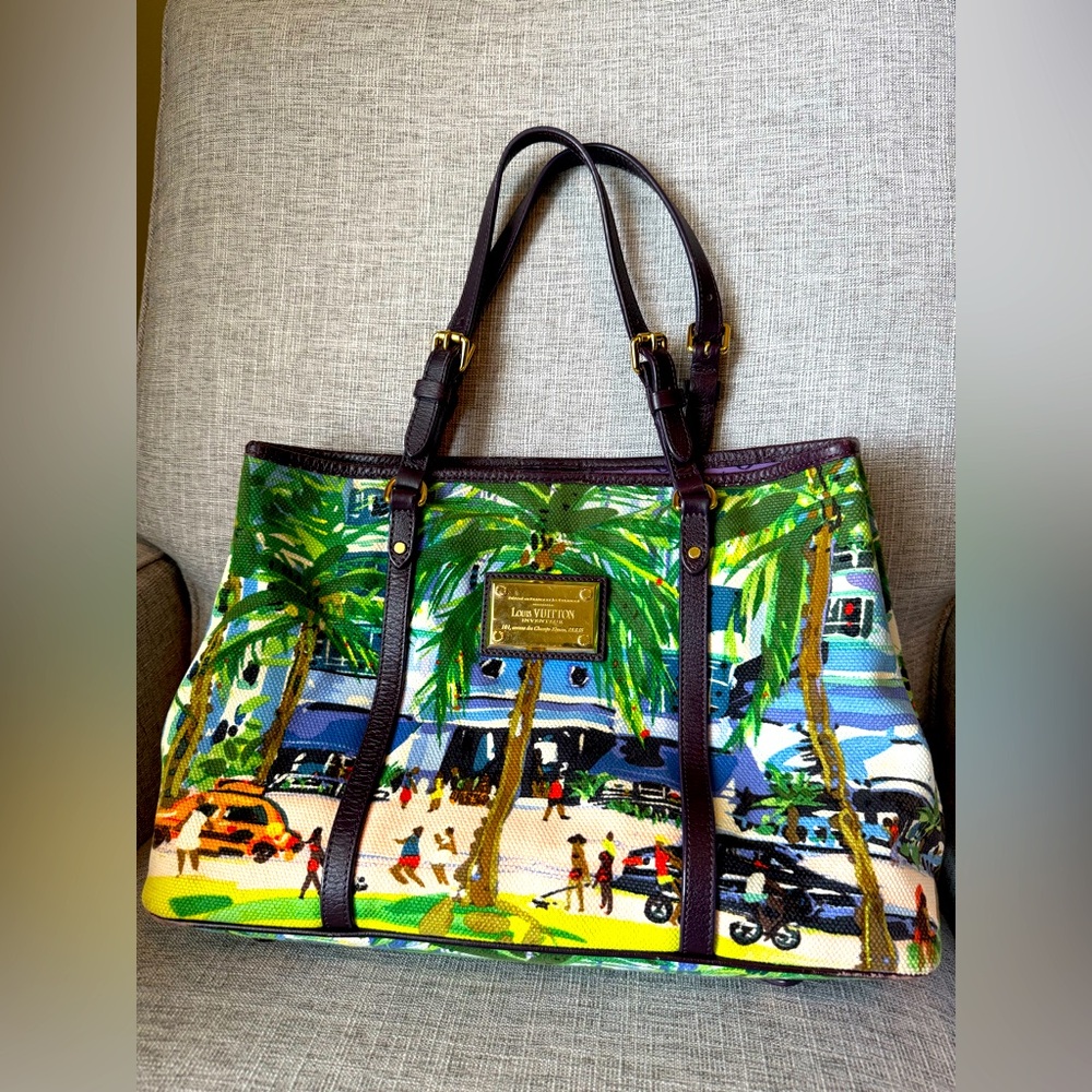 SOLD Louis Vuitton Ailluers Cabas limited edition tote
